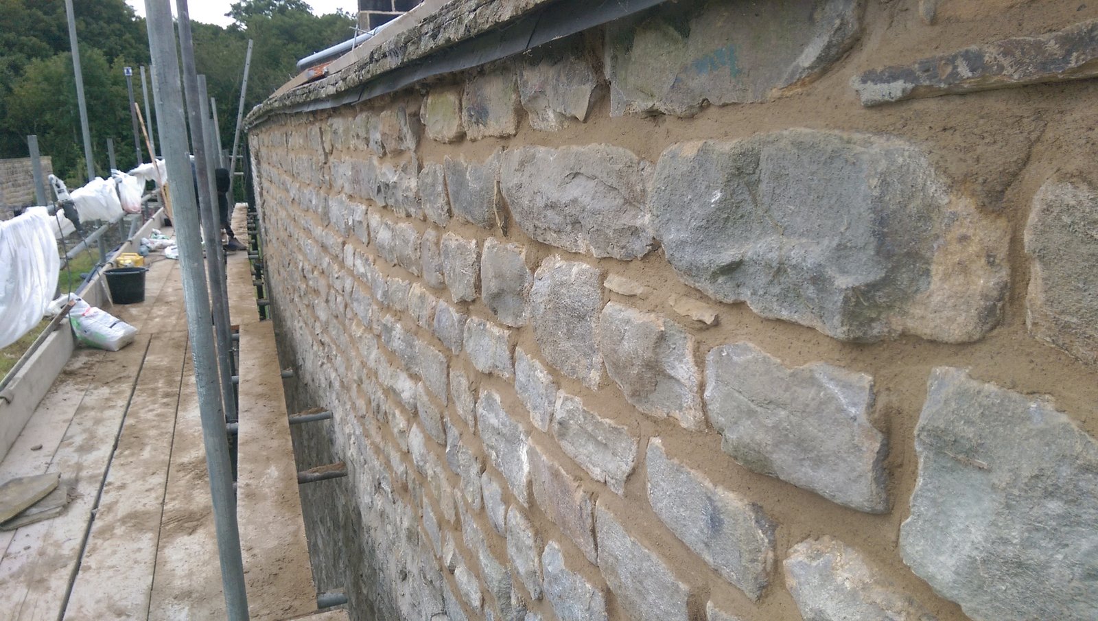 Brick repointing and stone pointing in Philadelphia